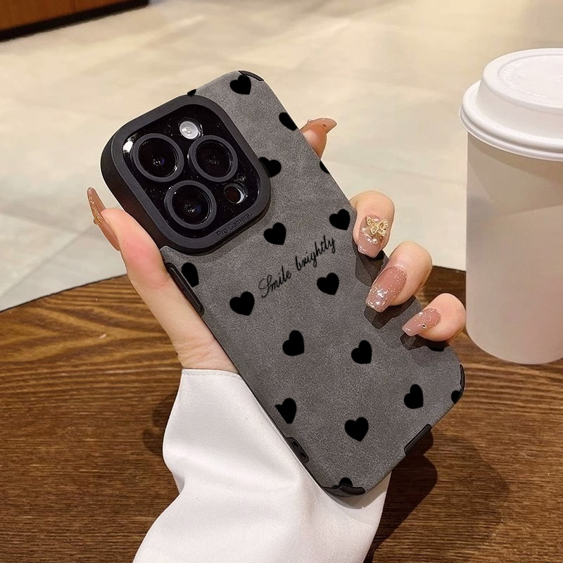 Phone Accessories To Sell - 新しい高級ブラックラブハート型iPhoneケース iPhone 18 Pro 17 16