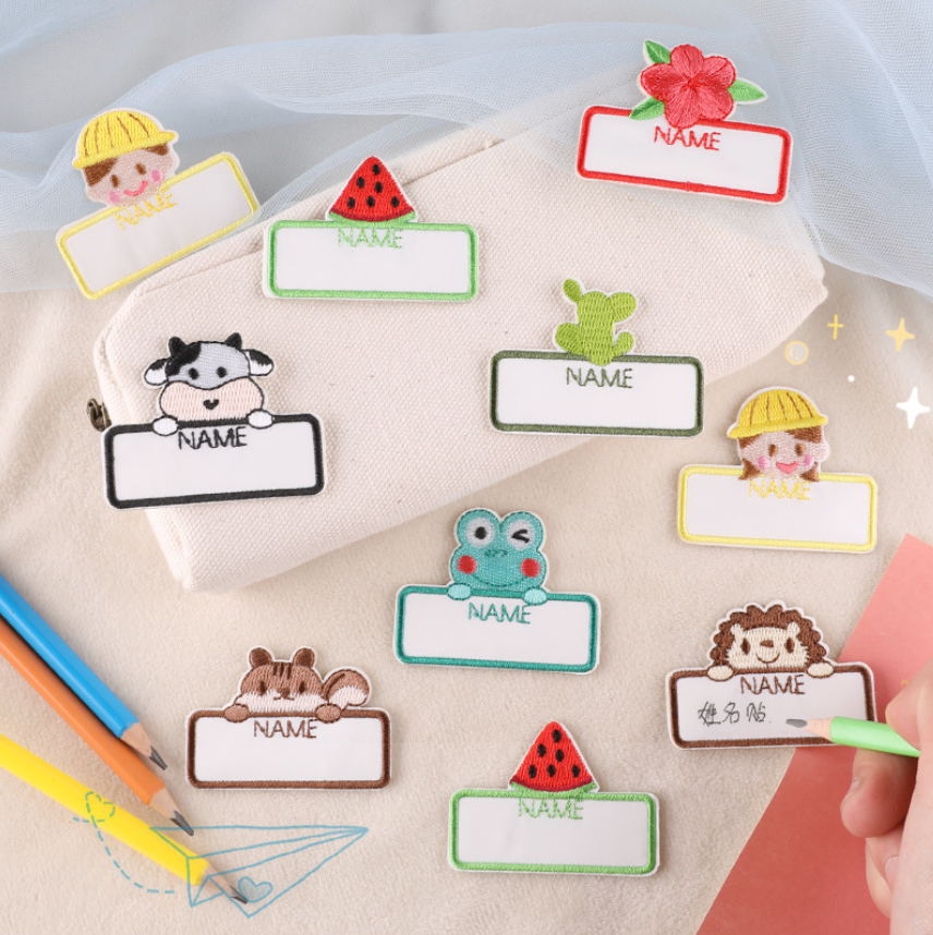 Phone Accessories And Names - 10 個の名札刺繍パッチ刺繍衣類帽子バッグ靴修理材料電話ギフトボックス装飾 DIY アクセサリー
