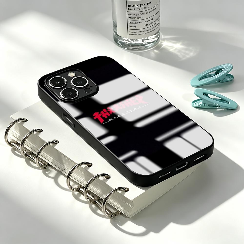 ブランドTHRASHER iPhone 17 16 15 1 - Magnetic Phone Case のレビューと価格