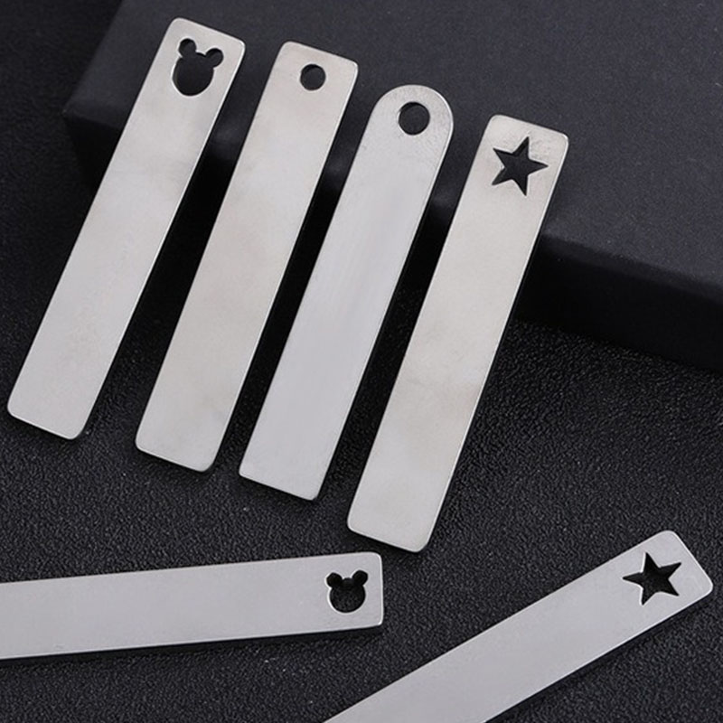 紛失防止カード付き無料カスタム名入れ・電話番号入りキーホルダ - Phone Accessories And Names のレビューと価格