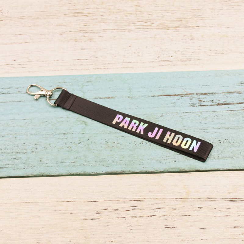 メンバー名のカラフルなキーホルダー、キャンバスストリップkp - Phone Accessories And Names のレビューと価格